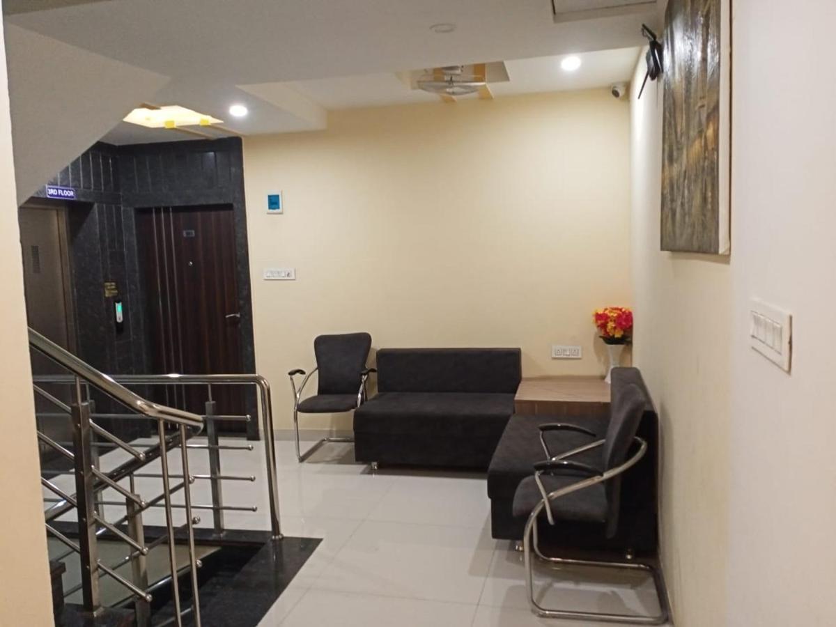 Hotel Amigo Ratlām 外观 照片