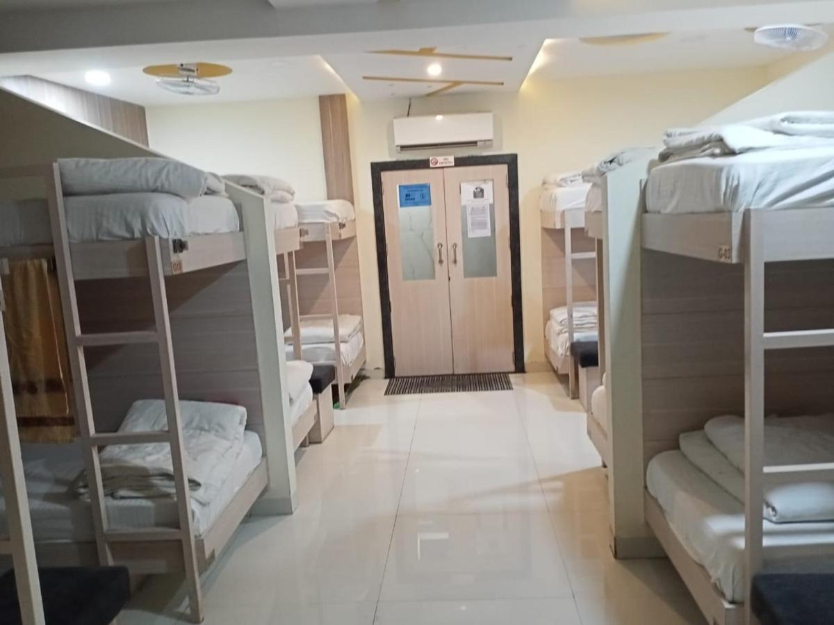 Hotel Amigo Ratlām 外观 照片